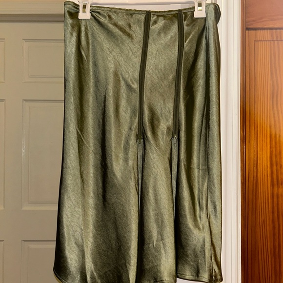 Urban Outfitters Green Zipper Midi Skirt - Picture 1 of 4